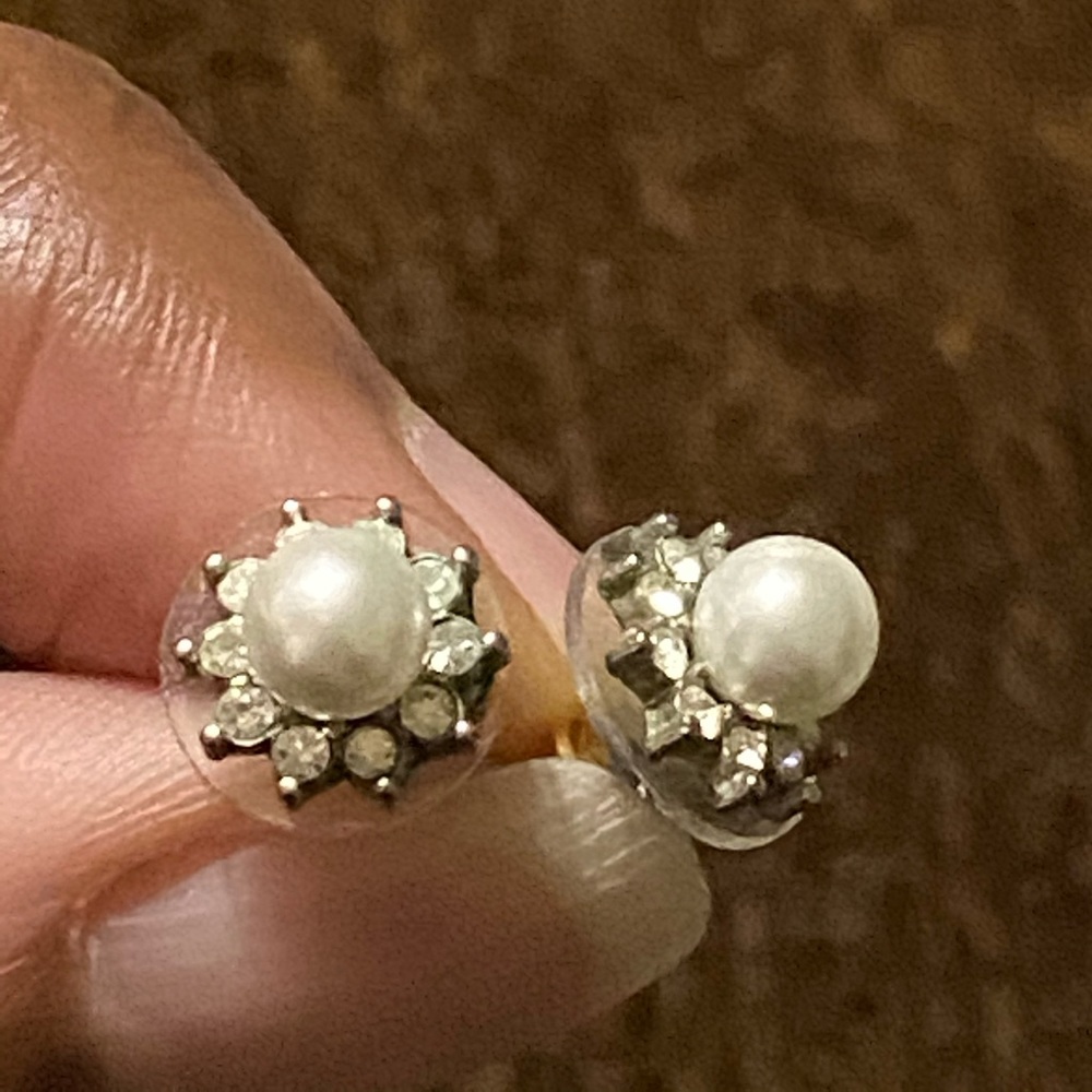 Stub earrings